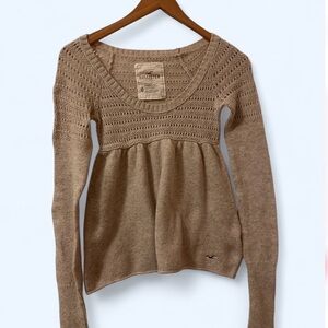 Y2K Hollister Women's Beige Babydoll Sweater